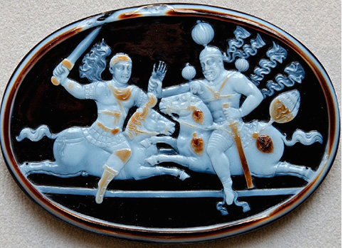 PLATE II. Cameo depicting Šāpur’s triumph over the Roman Caesar Valerian. 6.8 x 10.3 x 0.9 cm. © Paris, Bibliothèque Nationale de France, département des Monnaies, médailles et antiques, inv. no. Camée 360.