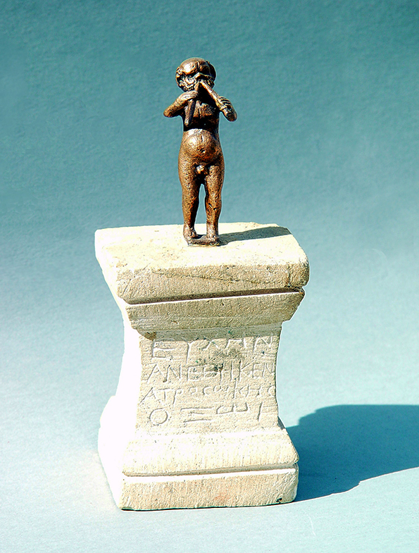 PLATE I. The votive offering of Atrosokes, Takht-i Sangin, Corridor 2, Deposit 4. Height: 16 cm. National Museum of Tajikstan Inv. Nr. M7010. Photograph © Gunvor Lindström, Deutsches Archäologisches Institut. Reproduced by permission.