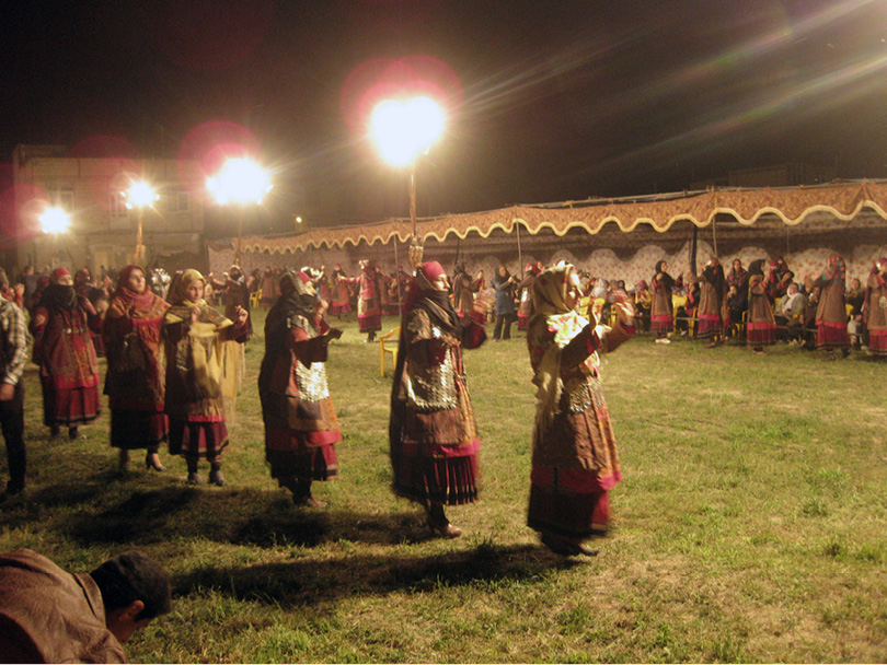 Plate II. Kurdish folk dance at a wedding celebration, Lāyen-e Now, Razavi Khorasan, 2019. Photograph by ʿAli Ganjbaḵš, courtesy of M.-H. Papoli Yazdi.