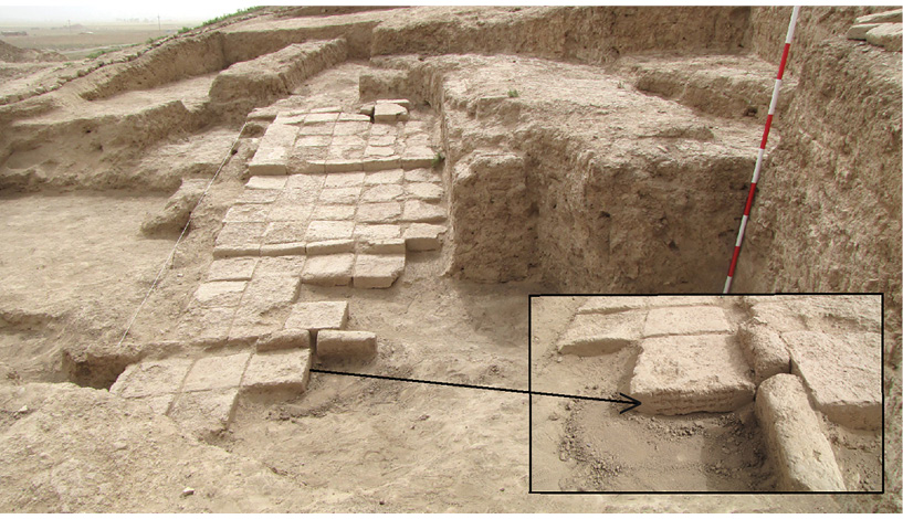 Figure 2. Baked-bricks ramp with inscription of king Sennacherib in Area A (© MAFQS).
